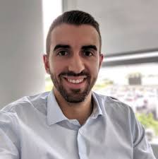 Bonjour cher réseau, je suis fier de vous présenter ma nouvelle nomination… 