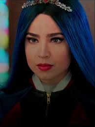 Celos entre Mal y Evie en Descendants