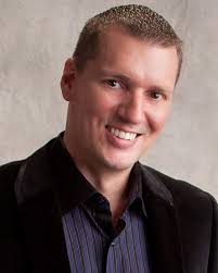 Comedy hypnotist Jack Hirsh makes the audience stars