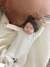 Is an ideal baby and toddler sleep hour. An Overview Of Sleep Training Books Methods The Mama Notes