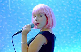 Music on screen: 'Lost in Translation'