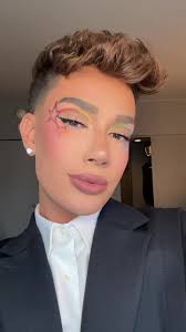 James Charles Crumble Review Pie