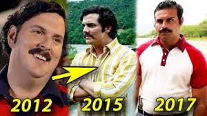 Antes de dejarse el bigote y las patillas largas, antes de ponerse en los zapatos de pablo emilio escobar gaviria y aprender desde su firma hasta. 6 Interpretaciones De Pablo Escobar Que No Pudieron Con Andres Parra Youtube