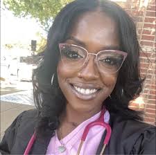 High off Love 💕💕💕 Tag 3 friends and Like to Win Hundred Dollar Tattoo  GiftCard Will pick Winner once I reach 500 Hundred Hearts or 300 comments  Goodluck!!! #MikeTArtandInk #2019