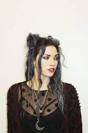▻subscribe for more crappy punk rock, concerts & clothes! Vague Weekend Hair 90s Grunge Hair Gothic Hairstyles 90s Hairstyles Grunge