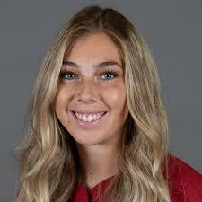 Danielle Gibson's Instagram, Twitter & Facebook