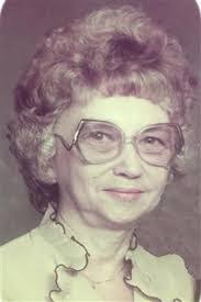 Caroline Pippin's Instagram, Twitter & Facebook