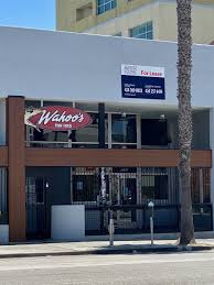 Order online from wahoo's fish taco on menupages. Wahoo S Fish Taco Quits Santa Monica Toddrickallen