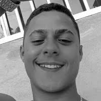 90+ "Rian Lopes" profiles