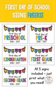2016 2017 First Day Of School Signs Freebie Preschool Prek Kinder 1st 2nd School Signs Kindergarten First Day Preschool First Day