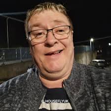 The Retro Chart is live and in person from 7pm to 9pm tonight playing the  Top 45 from this week in 1966. Tune in at www.devonairgold.co.uk or  download the Devonair Gold app