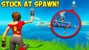 (main island battle bus) this battle bus is the one from spawn island and with this glitch you can obtain it and place it on your own creative islands, they the brand new christmas update for fortnite battle royale is here and there are already some crazy glitches! Fortnite Bug Makes The Battle Bus Leave Players Behind On The Starting Area