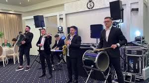 #fyp #5pasidebine #viral_video #nunta #populartiktok #foruyou #bucovina  @Andre’s Events @Ovidiu Munteanu @Iustin Munteanu192 @Marius Bîrsan  @cipri_8888