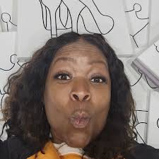 Everything is finally complete for my BIG event this Saturday in  Louisville, MS. So I'm laid back chilling.. Can you guess how many canvas I  prepared for this event?