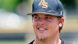 Tyler Howe's Instagram, Twitter & Facebook