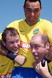 Which celeb is getting his revenge on the paparazzi? - Press Gazette