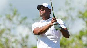 Updated 4:06 am et, tue august 24, 2021. Tony Finau Golfer Titleist