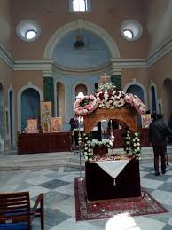 Η ιστορία που όλοι γνωρίζουμε σε μια κορυφαία παραγωγή με λαμπερούς πρωταγωνιστές. Monadikes Eikones Apo Th Megalh Paraskeyh Sth Smyrnh Ag Boykolos Pemptoysia