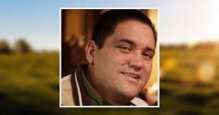 Jose Tarin's Instagram, Twitter & Facebook