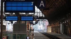 Nach dem streik der lokführergewerkschaft gdl normalisiert sich der bahnverkehr seit freitagmorgen langsam wieder. Tarifstreit Bei Der Bahn Gdl Kundigt 127 Stunden Streik Ab Montag An