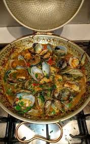 Recipe Cataplana Portuguese Clams Pork Flavour Seeker Portuguese Portugiesisch Portugiesische Kuche Meeresfruchte
