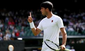 Laura martinez ruiz only this gal is able to balance witty