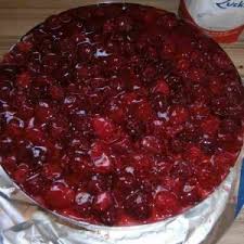 Da wird irgendwie sahne mit quark usw vermischt und ueber die gefrorenen fruechte gegeben. Tortenguss Uber Gefrorene Himbeeren