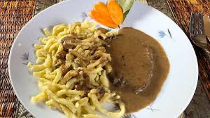 Ein Leckerer Sauerbraten Mit Spatzle Und Sosse Sauerbraten Rezepte Braten
