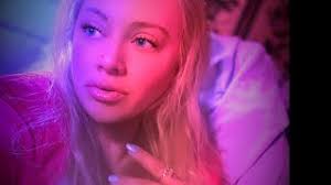 When Someone Loves You Right • Piano Ballad • Heather Cary ( Official  Video)