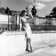 She is an actress, known for przygoda z piosenka (1969), adventure in marienstadt (1954) and klub kawalerów (1962). Irena Santor Couple Photos Couples Scenes