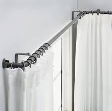 Gardinenstangen Ideen Fur Kleine Fenster Kleine Details Die Optisch Ansprechend Wirken Diy Design Dekoration Gardinenstange Kleine Fenster Vorhange Erkerfenster