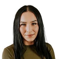 Danielle Kilgore's Instagram, Twitter & Facebook