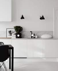 Some beautiful examples of the use of dark, or black, interior elements in kitchens. 140 Black And White Kitchens Ideas Kitchen Design Kitchen Inspirations Modern Kitchen