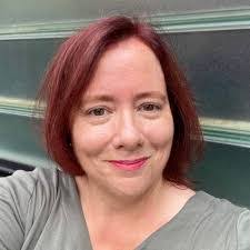 Jackie Prentice's Instagram, Twitter & Facebook