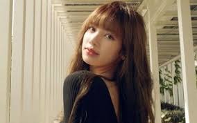 Check spelling or type a new query. Foto Bareng Mobil Mewah Lisa Blackpink Pamer Warna Rambut Baru