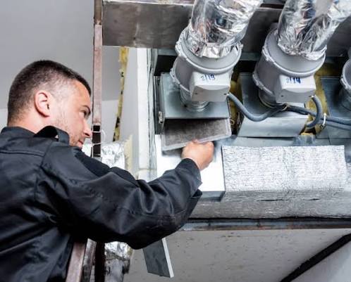How Commercial Duct Cleaning Boosts Air Quality and Efficiency -  ServiceMaster Clean
