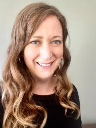 Amanda Bohl's Instagram, Twitter & Facebook