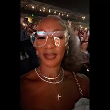 Class Act!!! I'm still screaming HAPPY BIRTHDAY to myself ! I was raised by  all women. STRONG, SOPHISTICATED BLACK WOMEN! Marie Davis (MOM) Carrie  Wellington (Granny) #RIHeaven Kathleen Jenkins (MEME) #RIHeaven Veda