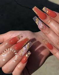 Collection by queen angelinas den. 40 Beautiful Nail Design Ideas To Wear In Fall Burnt Orange And Gold Foil
