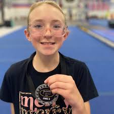 Riley Henderson level 3 🖤💛🖤 Way...