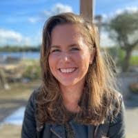 Sandra Urbach's Instagram, Twitter & Facebook