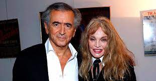 Le samedi 8 mai 2021, ils recevaient arielle dombasle et laurent ruquier. Arielle Dombasle Sur Son Principe De Mariage Heureux Avec Bernard Henri Levy Depuis 27 Ans