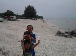 Homestay is a private house offering accommodation to paying guests. Menara Kehidupan Pantai Remis Kuala Selangor
