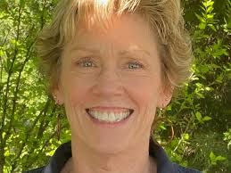 Kelly Nigro's Instagram, Twitter & Facebook