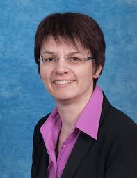 Dr.-Ing. Anja Klein. Kommunikationstechnik. work +49 6151 16-5156