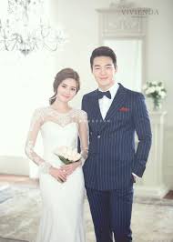 Pre Wedding Indoor Studio In Seoul Hellomuse Com Korea Pre Wedding Promotion Korean Wedding Photography Simple Bridal Gowns Fun Wedding Photography