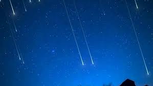 No one was answering and she felt the darkness crowding her vision. Notte Di San Lorenzo Storia E Luoghi Dove Appostarsi