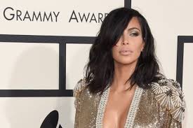 Capelli neri con taglio pixie con ciuffo frangia. Kim Kardashian Capelli Neri E Hair Style Sempre Trendy Grazia It