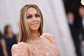 #1 high quality audio & video source of beyoncé. Beyonce Has Around 80 000 Bees In Real Beehives Vanity Fair