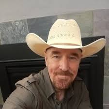 More tha a couple! Quite attractive little one!